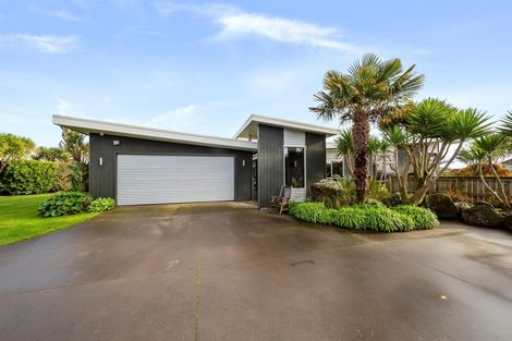 Photo of property in 82 Mawhitiwhiti Road, Normanby, Hawera, 4675