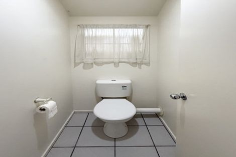 Photo of property in 38a Cherub Place, West Harbour, Auckland, 0618