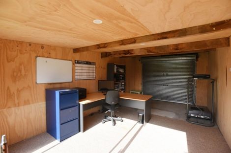 Photo of property in 431 Great North Road, Winton, 9720