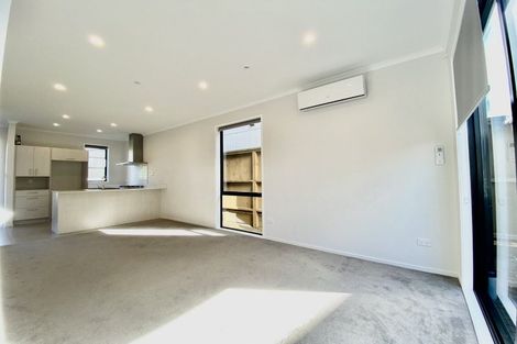 Photo of property in 6 Awamarino Way, Westgate, Auckland, 0614