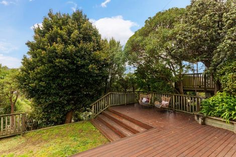 Photo of property in 129 Cockayne Road, Khandallah, Wellington, 6035