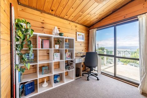 Photo of property in 174 Buckley Road, Southgate, Wellington, 6023