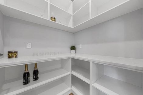 Photo of property in 5 Paihere Street, Huapai, Kumeu, 0810