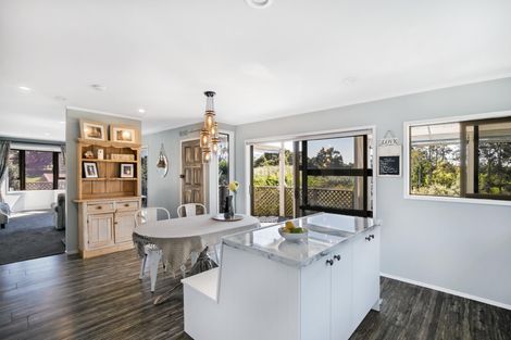 Photo of property in 127 Patumahoe Road, Patumahoe, Pukekohe, 2678