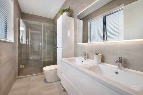 Photo of property in 87 Argent Lane, Wainui, 0932