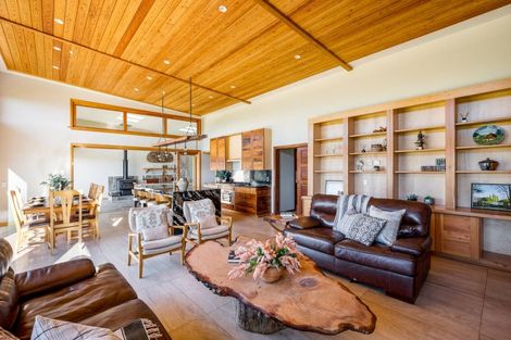 Photo of property in 2 Miharo Lane, Queensberry, Cromwell, 9383