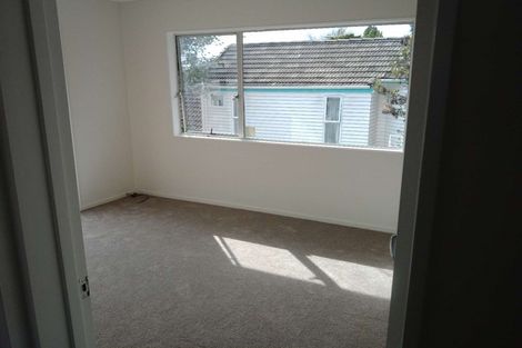 Photo of property in 1/133 Hutchinson Avenue, New Lynn, Auckland, 0600