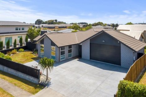Photo of property in 28 Coby Sydney Drive, Bell Block, New Plymouth, 4312