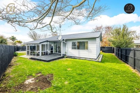 Photo of property in 2/11 Rollerson Street, Papakura, 2110