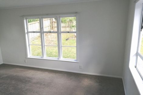 Photo of property in 2/3 Bruce Road, Glenfield, Auckland, 0629