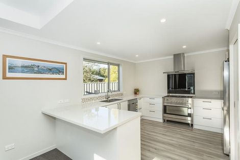 Photo of property in 4a Henderson Street, Mornington, Dunedin, 9011