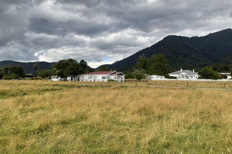 Photo of property in 28 Cook Flat Road, Fox Glacier, 7886