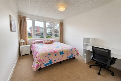 Photo of property in 18 Hillary Crescent, Upper Riccarton, Christchurch, 8041