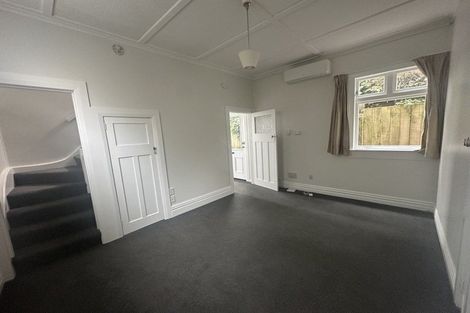 Photo of property in 68 Thompson Street, Mount Cook, Wellington, 6011