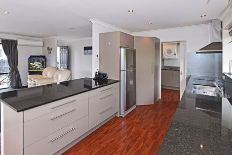 Photo of property in 3 Sunningdale Street, Wattle Downs, Auckland, 2103