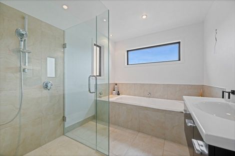 Photo of property in 62 Antrim Street, Cromwell, 9310