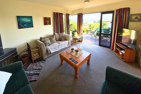 Photo of property in 28 Nyhane Drive, Ligar Bay, Takaka, 7183
