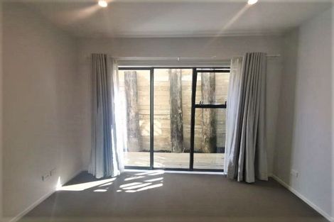 Photo of property in 13c Orton Street, Glenfield, Auckland, 0627