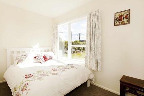 Photo of property in 1009 Whangaparaoa Road, Tindalls Beach, Whangaparaoa, 0930