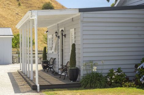 Photo of property in 973 Mstn-castlepoint Road, Tauweru, Masterton, 5889