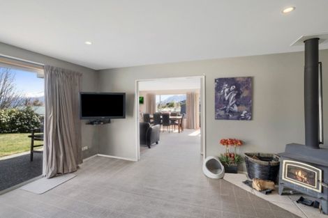 Photo of property in 11 Scaife Place, Wanaka, 9305