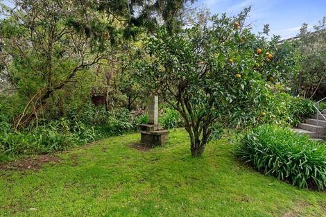Photo of property in 16 Hughes Street, Waikanae Beach, Waikanae, 5036