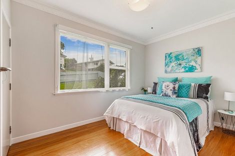 Photo of property in 10 Macpherson Street, Meadowbank, Auckland, 1072