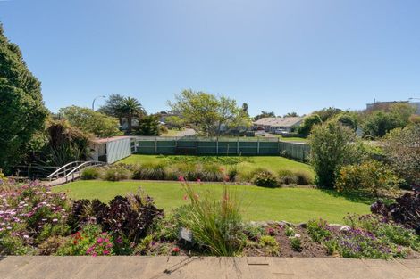 Photo of property in 68 Ocean Road, Paraparaumu Beach, Paraparaumu, 5032