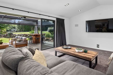 Photo of property in 60 Forest View Road, Te Kamo, Kamo, 0185