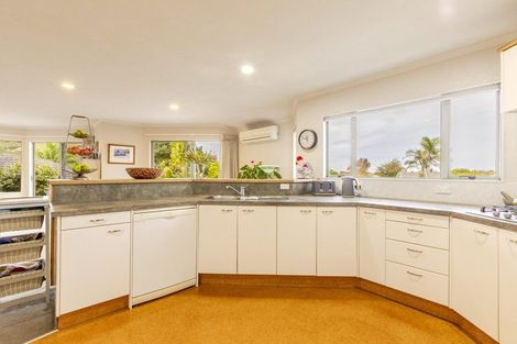 Photo of property in 83 Hetley Crescent, Taradale, Napier, 4112