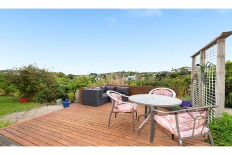 Photo of property in 16 Pandora Place, Welcome Bay, Tauranga, 3112