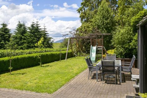 Photo of property in 214 Mapara Road, Acacia Bay, Taupo, 3385