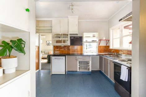 Photo of property in 82 Latham Street, Marewa, Napier, 4110