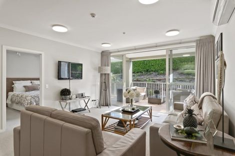 Photo of property in 18 Rewa Rewa Lane, Orewa, 0931