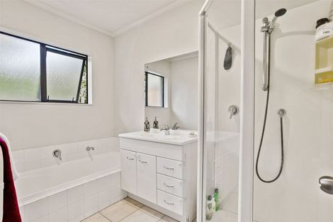 Photo of property in 20 Northridge Terrace, Massey, Auckland, 0614