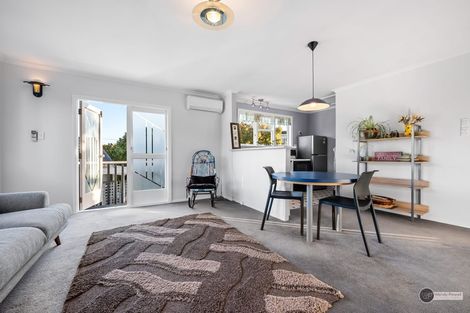 Photo of property in 37 Pohutukawa Street, Woburn, Lower Hutt, 5010