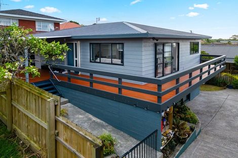 Photo of property in 2/7 Duke Street, Papakura, 2110