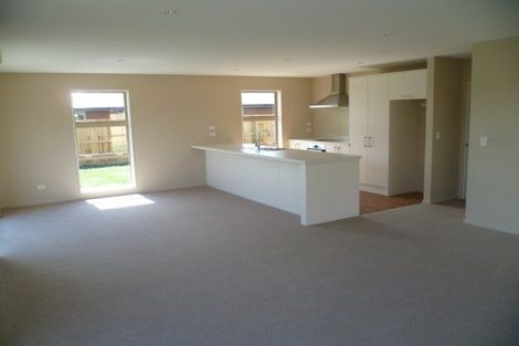 Photo of property in 52 Cassino Street, Rangiora, 7400