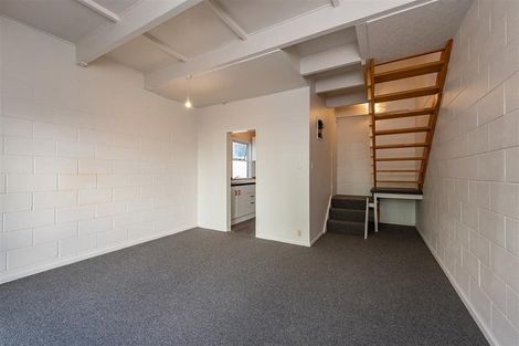 Photo of property in Sherwood Mews, 28p Bidwill Street, Mount Cook, Wellington, 6021