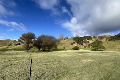 Photo of property in 1447 Anaura Road, Anaura Bay, Tokomaru Bay, 4079