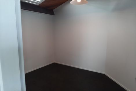 Photo of property in Metro Apartments, 22/220 Thorndon Quay, Pipitea, Wellington, 6011