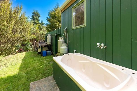 Photo of property in 46 Waihuka Road, Omapere, Kaikohe, 0473