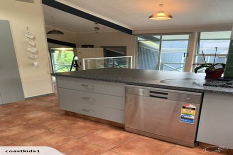 Photo of property in 3 Rata Street, Karoro, Greymouth, 7805