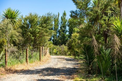 Photo of property in 149 Whaka Street, Maungaturoto, 0583