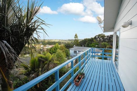 Photo of property in 2/28 Noeleen Street, Glenfield, Auckland, 0629