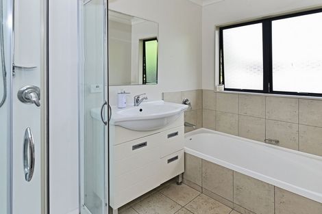 Photo of property in 3 Sunningdale Street, Wattle Downs, Auckland, 2103