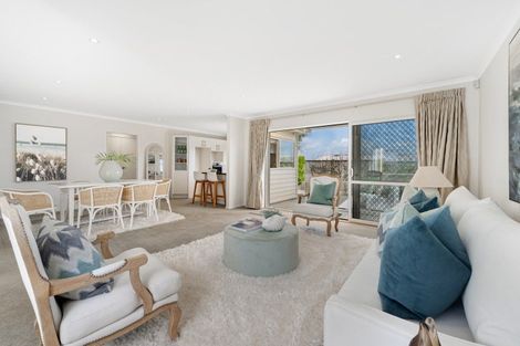 Photo of property in 28 Drake Street, Howick, Auckland, 2014