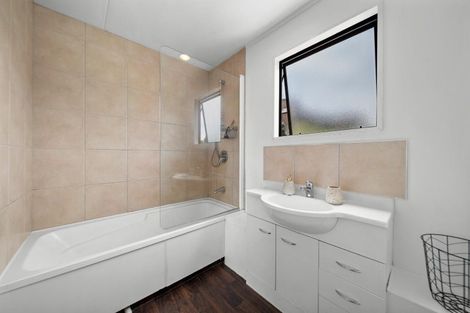 Photo of property in 9b Dart Place, Fernhill, Queenstown, 9300