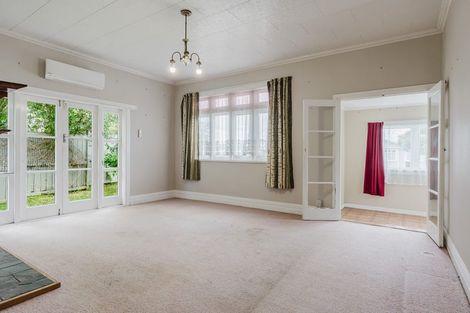 Photo of property in 345 Kihikihi Road, Te Awamutu, 3800