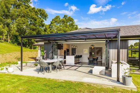 Photo of property in 224 Birdwood Road, Massey, Auckland, 0614